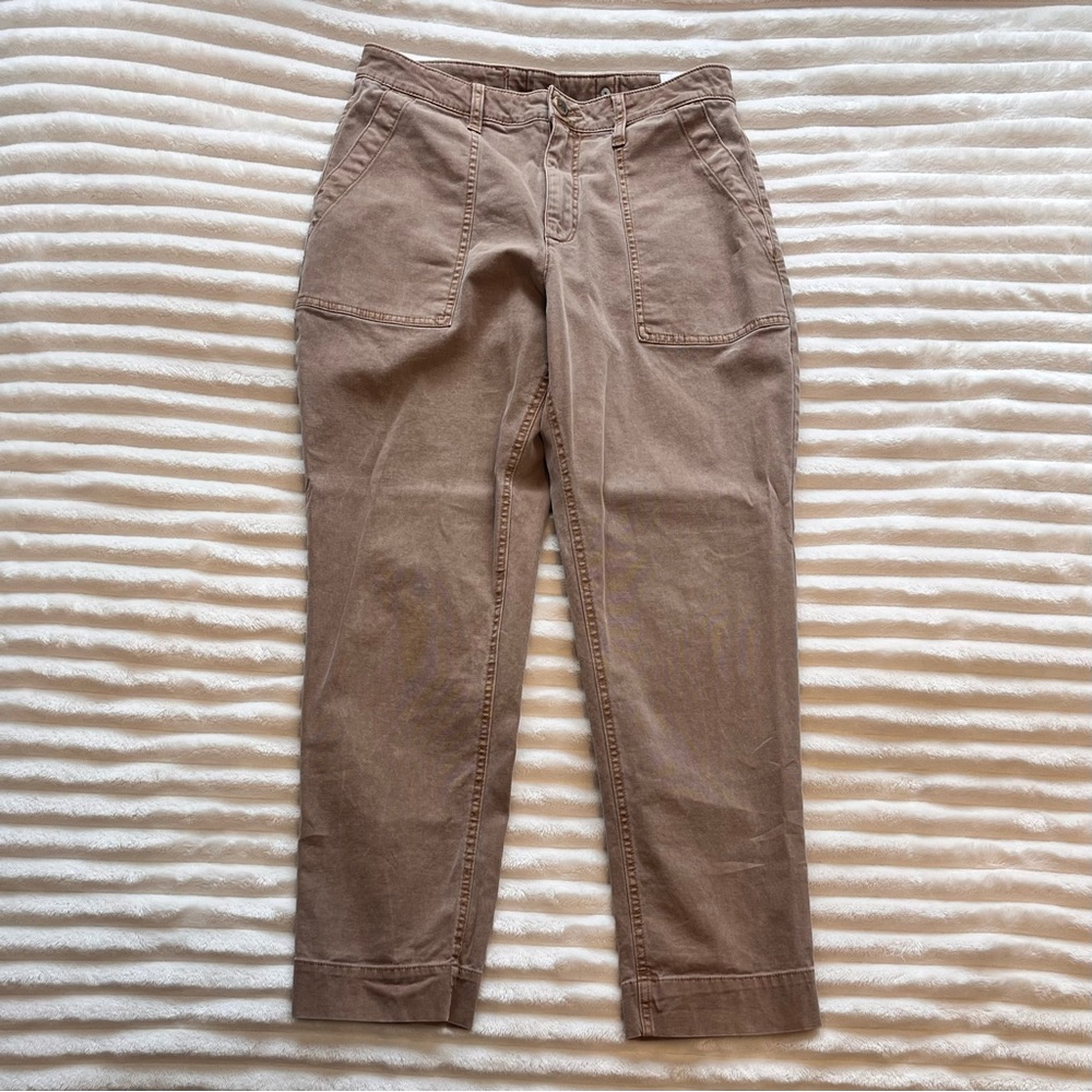 old navy tan adjustable cargo pants